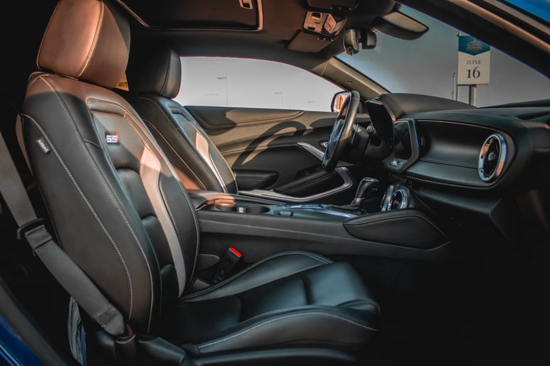 Chevrolet Camaro SS (Azul), 2022 para alquiler en Abu Dhabi
