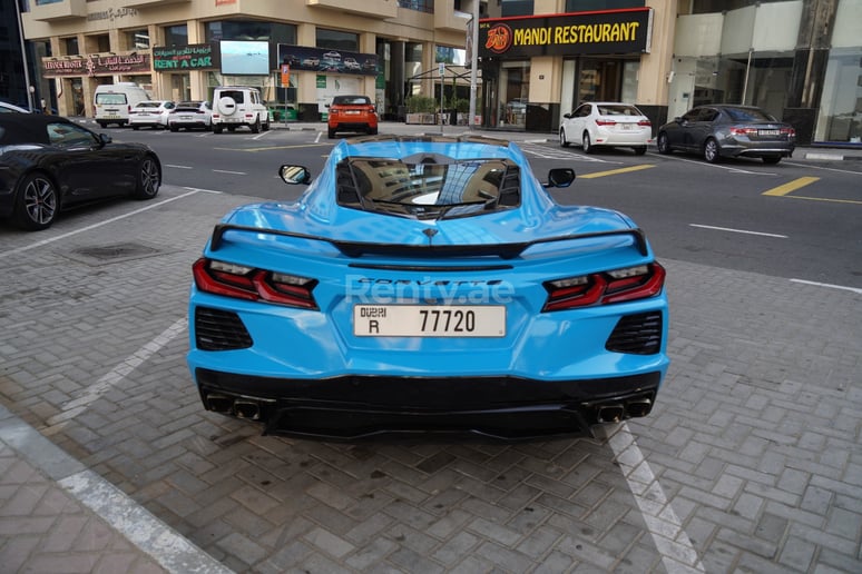 Chevrolet Corvette (Blauw), 2021 te huur in Dubai