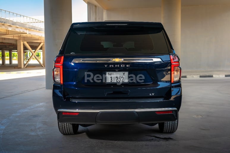 Chevrolet Tahoe (Azul), 2021 para alquiler en Abu Dhabi