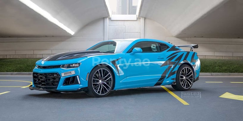 إيجار شيفروليه كامارو evo dynamic (أزرق), 2018 في دبي
