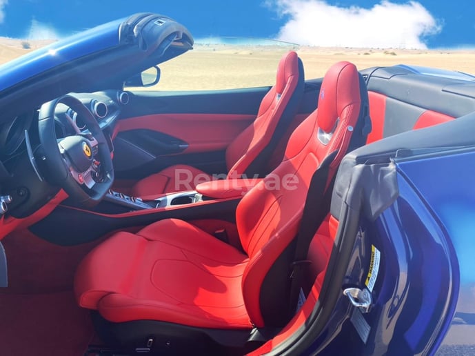 Ferrari Portofino Rosso (Синий), 2020 для аренды в Рас-эль-Хайме