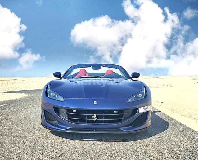 Ferrari Portofino Rosso (Синий), 2020 для аренды в Рас-эль-Хайме