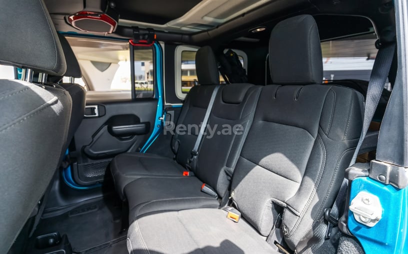 Jeep Wrangler Limited Sport Edition convertible (Blau), 2020  zur Miete in Abu Dhabi