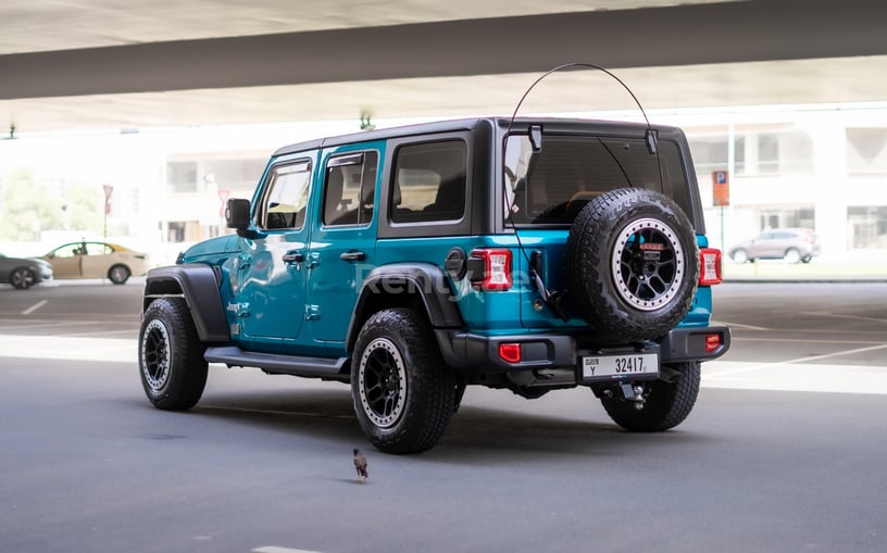 Jeep Wrangler Limited Sport Edition convertible (Blau), 2020  zur Miete in Sharjah