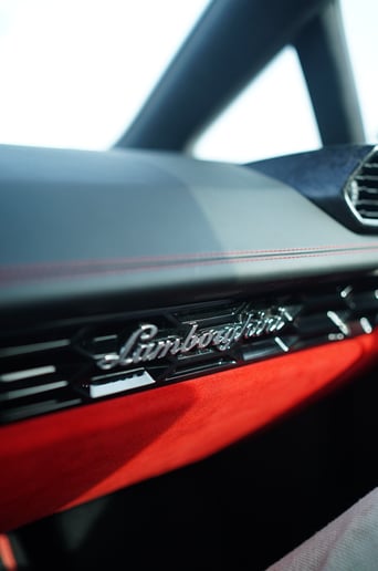 Lamborghini Evo Spyder (Blauw), 2021 - lease-aanbiedingen in Abu Dhabi