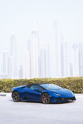 Lamborghini Evo Spyder (Blauw), 2021 - lease-aanbiedingen in Abu Dhabi