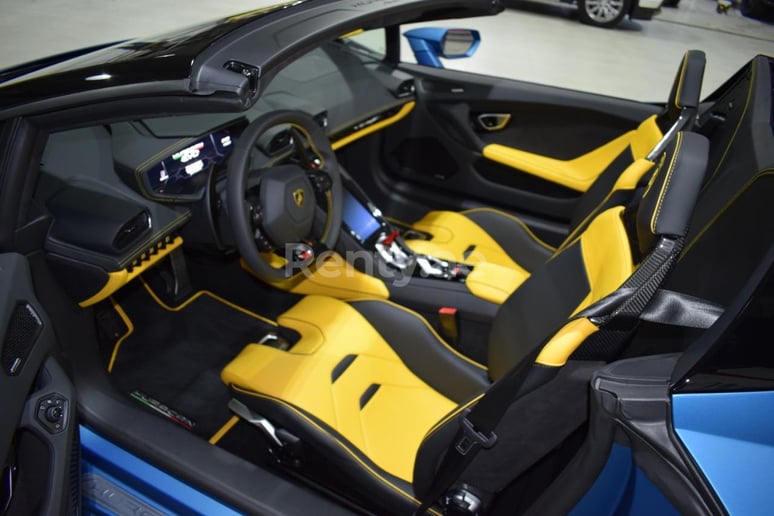 Lamborghini Evo Spyder (Blau), 2021  zur Miete in Dubai