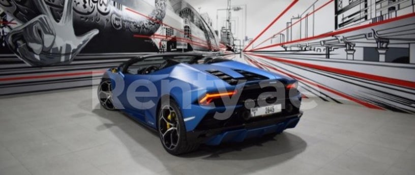 Lamborghini Evo Spyder (Blau), 2021  zur Miete in Dubai