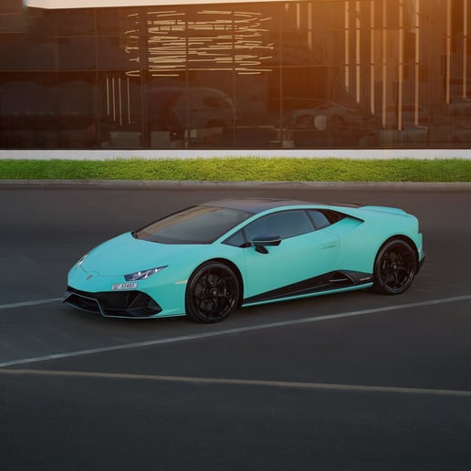 Lamborghini Huracan (Blu), 2021 in affitto a Sharjah