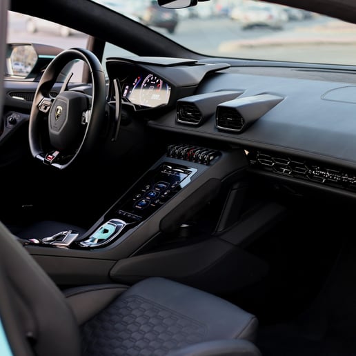 Lamborghini Huracan (Blu), 2021 in affitto a Sharjah