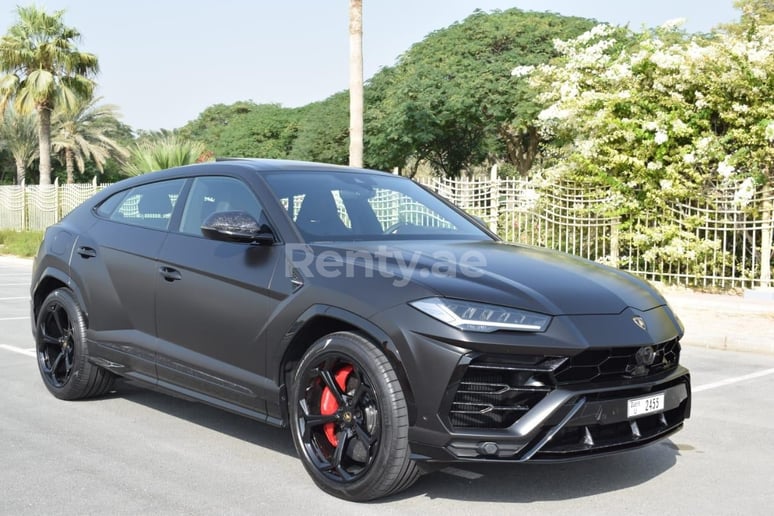 Lamborghini Urus (Черный), 2021 для аренды в Дубай