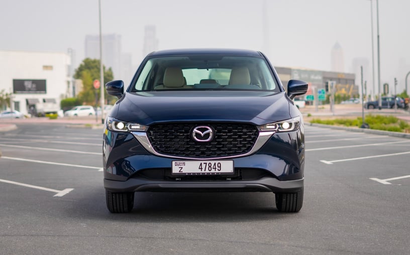Mazda CX5 (Blau), 2024  zur Miete in Sharjah