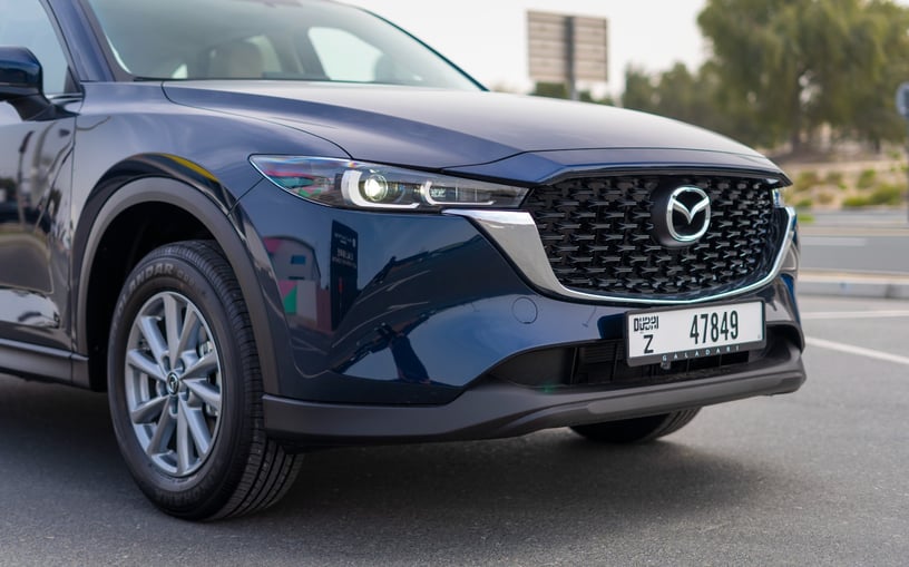 Mazda CX5 (Blau), 2024  zur Miete in Sharjah