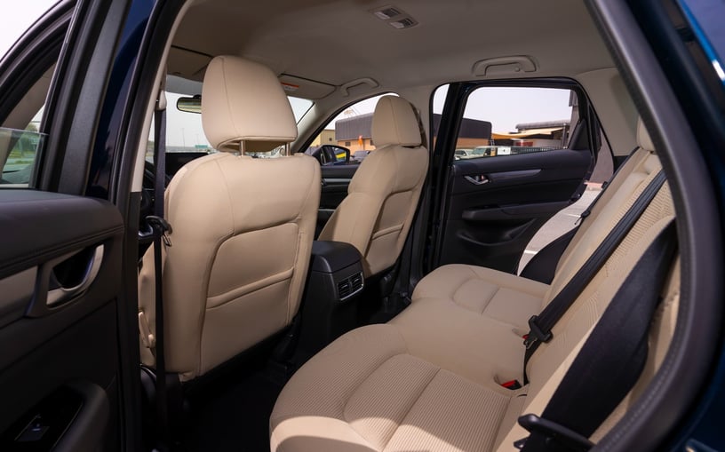 Mazda CX5 (Blau), 2024  zur Miete in Sharjah