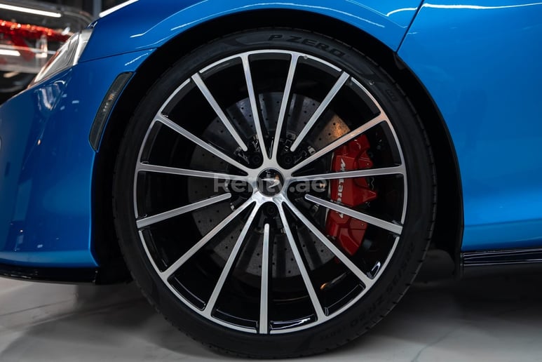 Dubai'de kiralık Mclaren GT (Mavi), 2022