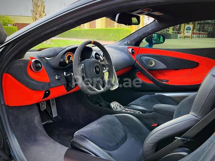McLaren 600lt (Azul), 2020 para alquiler en Dub&aacute;i