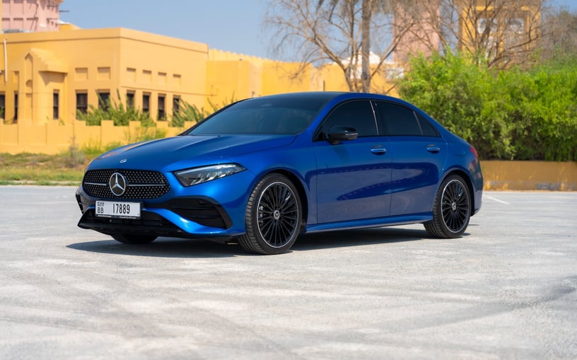 Mercedes A200 (Blu), 2025 - offerte di leasing in Ras Al Khaimah