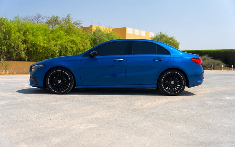 Mercedes A200 (Blu), 2025 - offerte di leasing in Ras Al Khaimah
