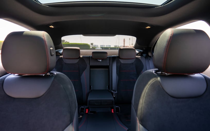Mercedes A200 (Blu), 2025 - offerte di leasing in Ras Al Khaimah