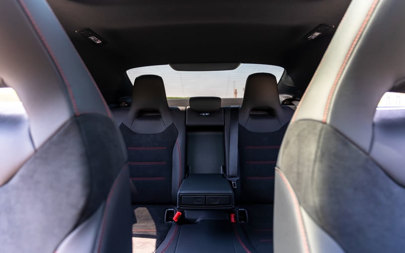Mercedes CLA200 (Bleue), 2025 &agrave; louer &agrave; Abu Dhabi