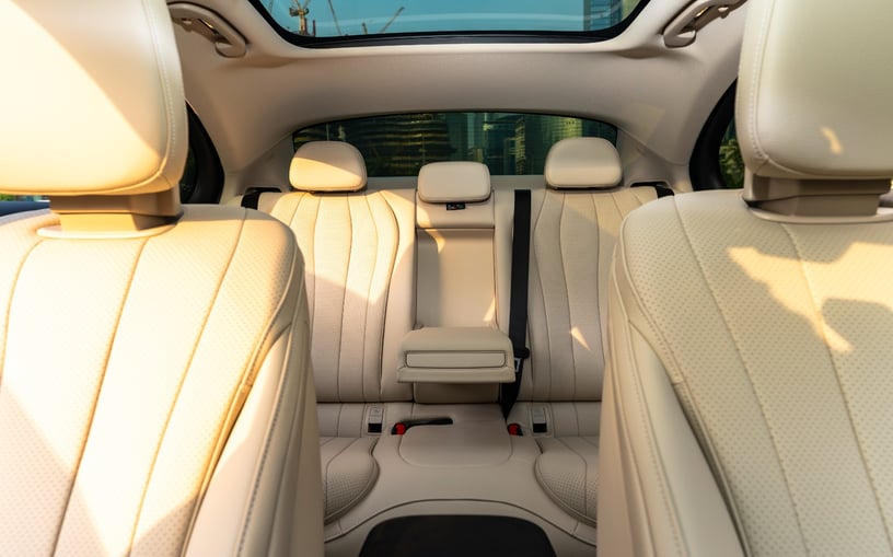 Mercedes E200 (Blue), 2025 - leasing offers in Abu Dhabi