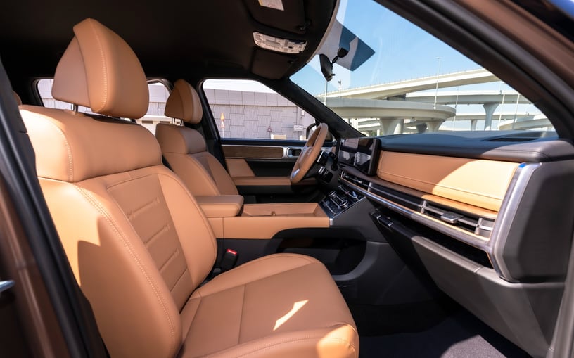 Hyundai Santa Fe (Коричневый), 2025 - предложения по лизингу в Шарджа
