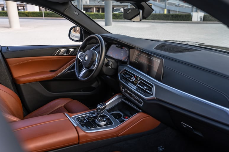 BMW X6 M-kit (Blu Scuro), 2022 - offerte di leasing in Ras Al Khaimah