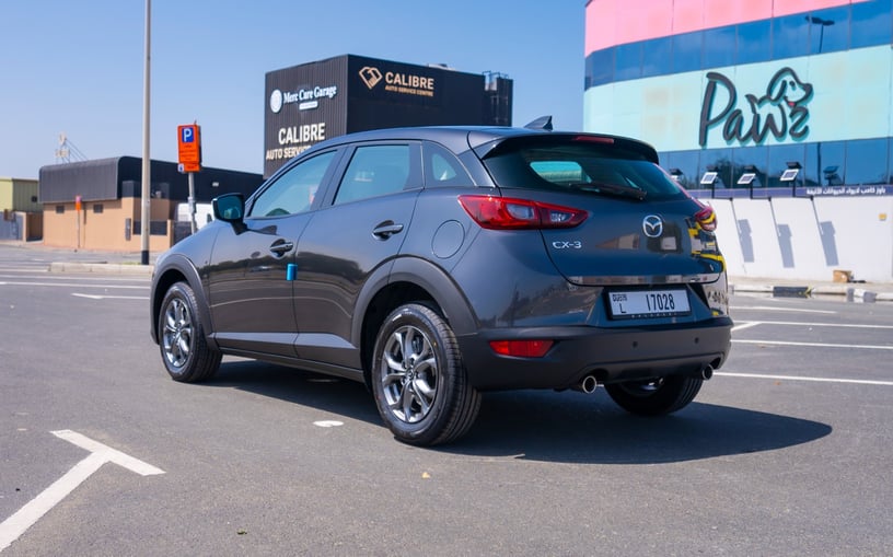 Mazda CX3 (Koyu Mavi), 2024 - Dubai'deki leasing teklifleri