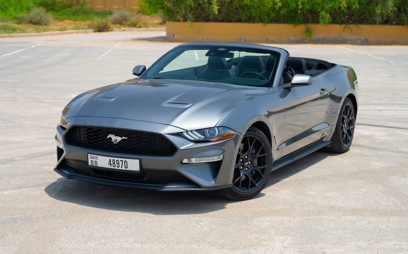 Ford Mustang cabrio (Dunkelgrau), 2023 - Leasingangebote in Ras Al Khaimah