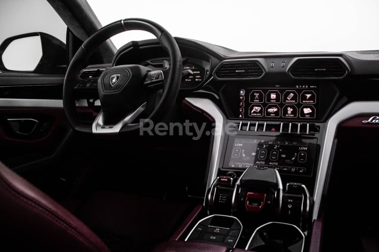 Lamborghini Urus (Dunkelgrau), 2020  zur Miete in Ras Al Khaimah