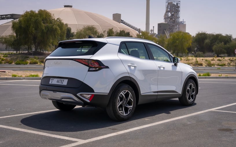 KIA Sportage (Wei&szlig;), 2024 - Leasingangebote in Sharjah