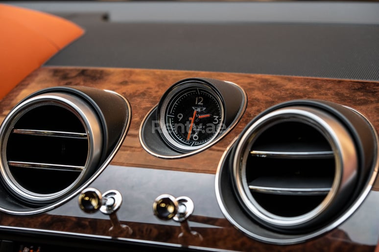 Bentley Bentayga (Gold), 2019 for rent in Dubai