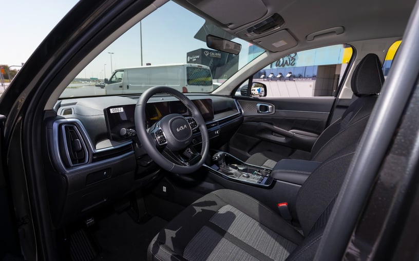 KIA Sorento (Gris Fonc&eacute;), 2024 - offres de bail &agrave; Duba&iuml;