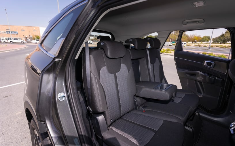 KIA Sorento (Gris Fonc&eacute;), 2024 - offres de bail &agrave; Duba&iuml;