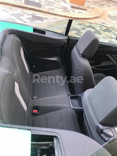 Chevrolet Camaro (Groen), 2019 te huur in Dubai