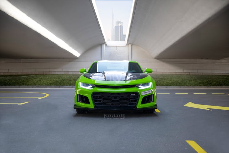 Chevrolet Camaro (Verte), 2020 &agrave; louer &agrave; Duba&iuml;