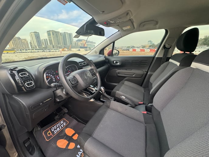 Citroen C3 (Verte), 2024 &agrave; louer &agrave; Ras Al Khaimah