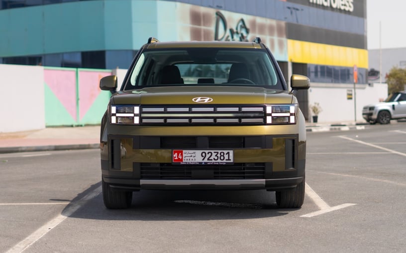Hyundai Santa Fe (Verte), 2024 &agrave; louer &agrave; Sharjah