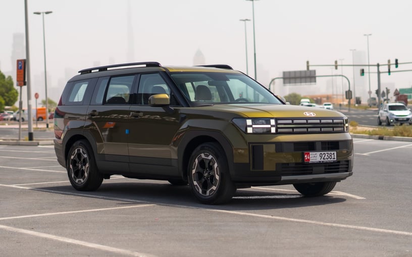 Hyundai Santa Fe (Verte), 2024 &agrave; louer &agrave; Sharjah