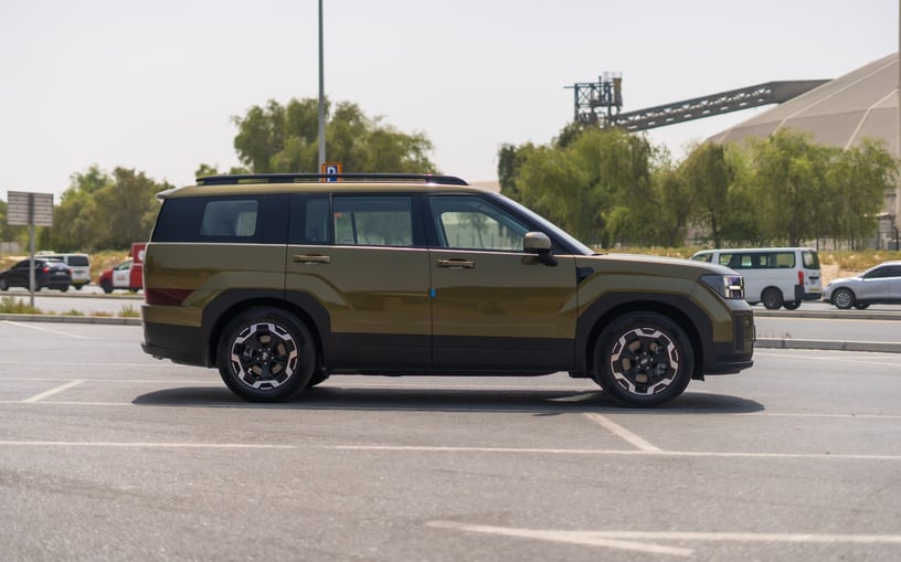 Hyundai Santa Fe (Verte), 2024 &agrave; louer &agrave; Sharjah