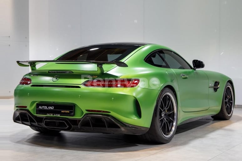 إيجار مرسيدس GT (أخضر), 2018 في دبي