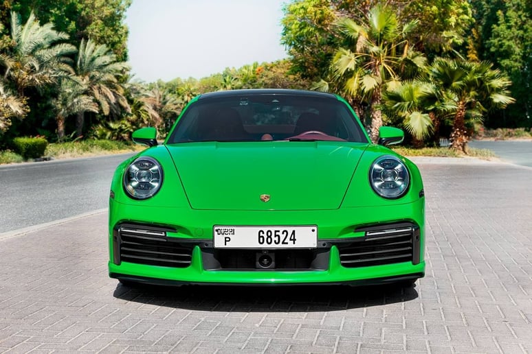 Porsche 911 Carrera Turbo S (Зеленый), 2023 для аренды в Дубай