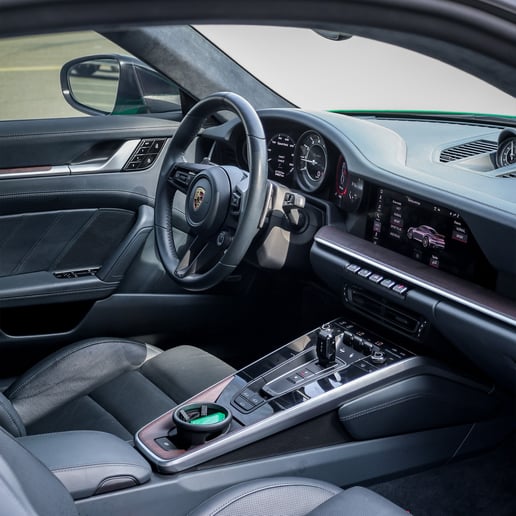 Porsche 911 Carrera Cabrio (Verte), 2021 &agrave; louer &agrave; Abu Dhabi