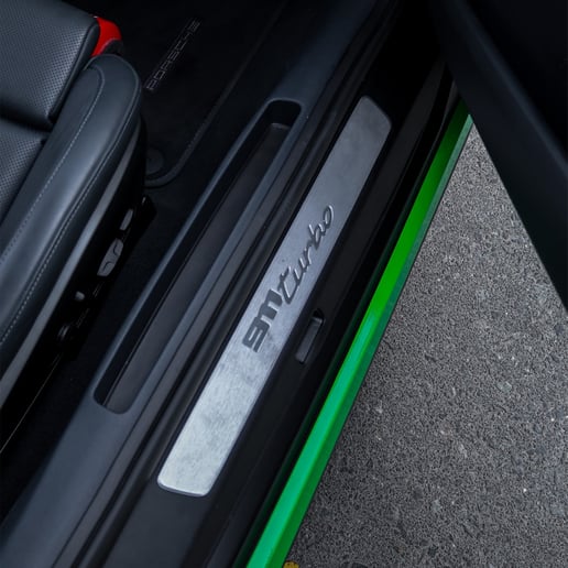 Porsche 911 Carrera Cabrio (Verte), 2021 &agrave; louer &agrave; Abu Dhabi