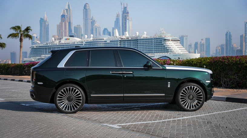Rolls Royce Cullinan (Green), 2020 - hourly hourly rental in Dubai 0