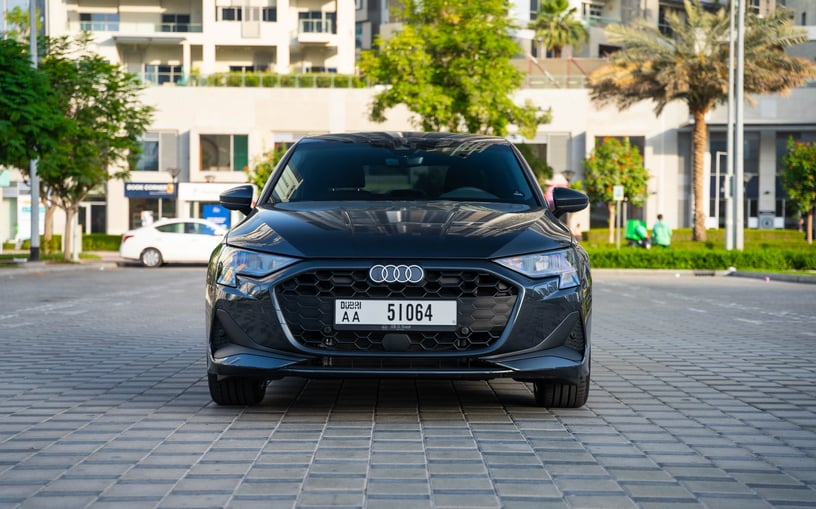 Audi A3 (Grijs), 2025 - lease-aanbiedingen in Abu Dhabi