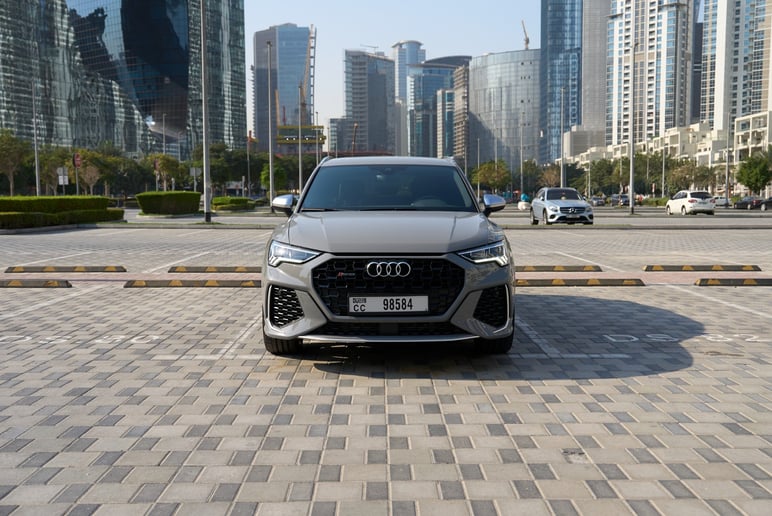أودي RSQ3 (اللون الرمادي), 2022 - عروض التأجير في أبو ظبي