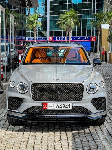 Bentley Bentayga (Grey), 2022 for rent in Dubai