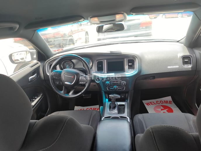Dodge Charger (Grau), 2019  zur Miete in Dubai