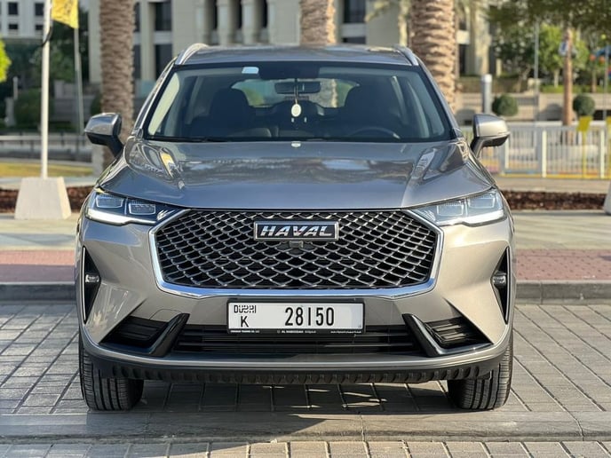 إيجار هافال H6 (اللون الرمادي), 2024 في دبي